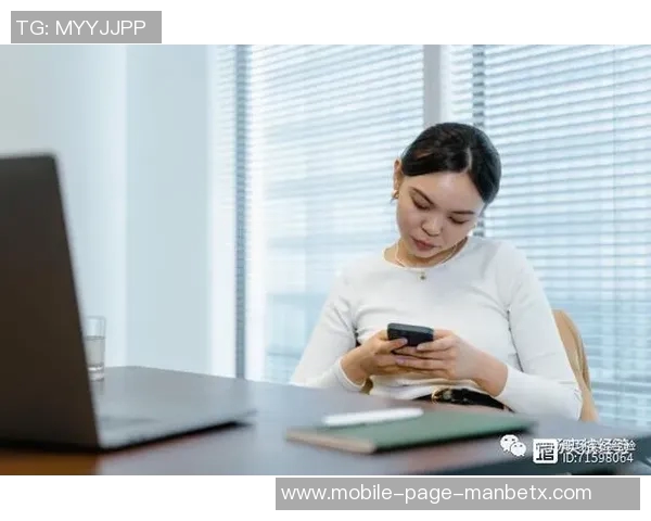 斯彭斯向弗兰克表达不满情绪唇语专家解读他暗示要辞职的背后原因